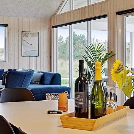 Holiday home Luxury Retreat With Pool - By Traum