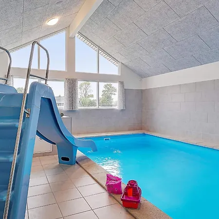 Luxury Retreat With Pool - By Traum Grenaa