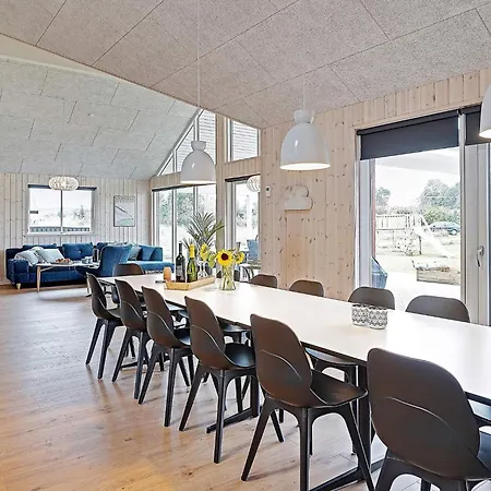 Holiday home Luxury Retreat With Pool - By Traum