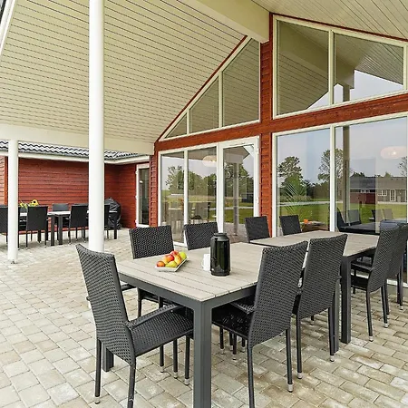 Luxury Retreat With Pool - By Traum Holiday home *