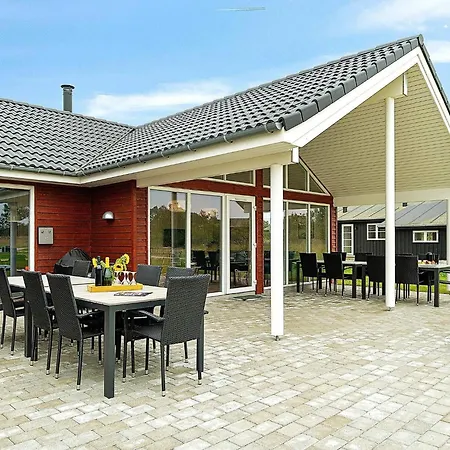 Holiday home Luxury Retreat With Pool - By Traum *