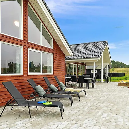 Luxury Retreat With Pool - By Traum Grenaa